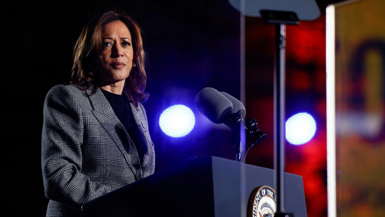 'We’re not here to divide': Kamala Harris calls for unity at historic Ellipse rally