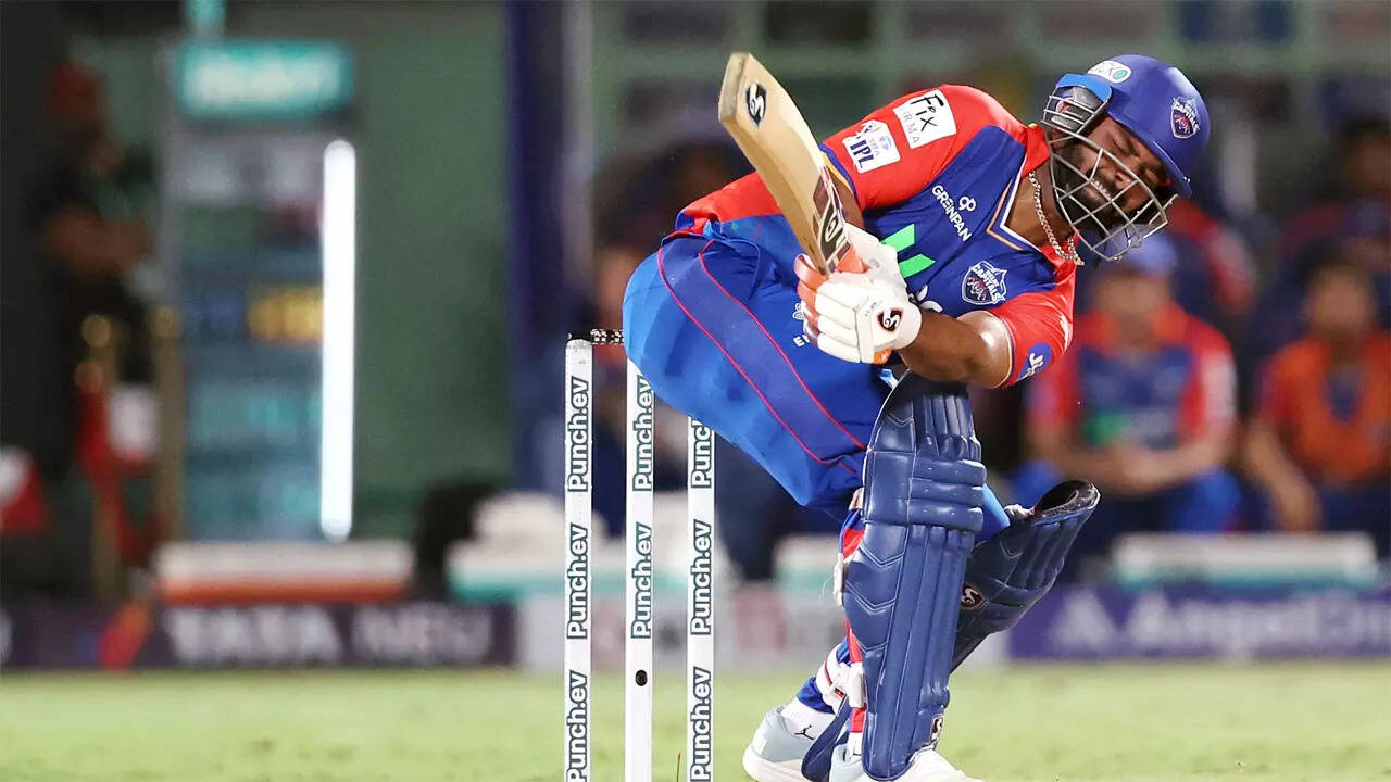 'Something big to happen!' Raina drops mega hint about Pant