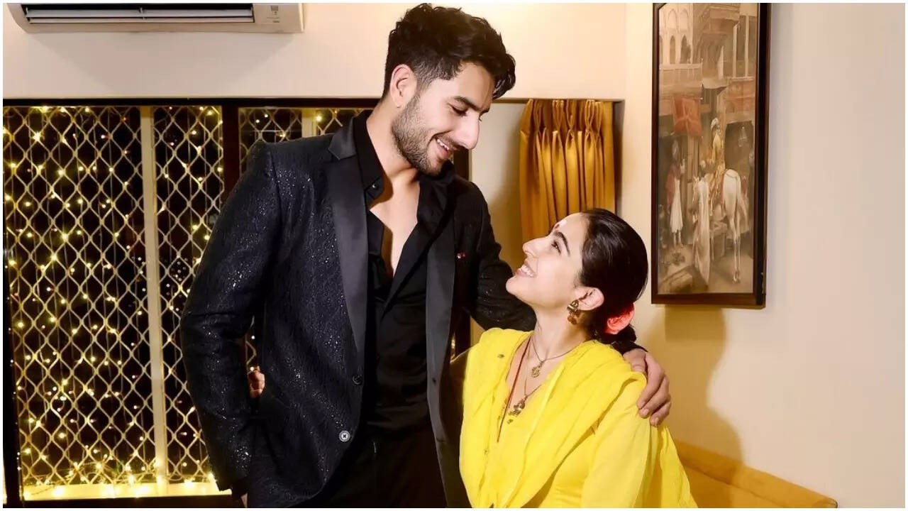 Sara and Ibrahim give sibling goals - Pics