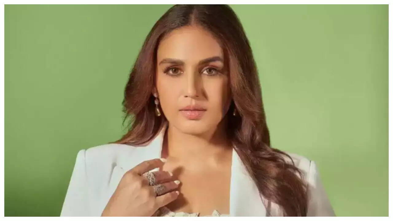 Huma on rising entourage culture in B'wood