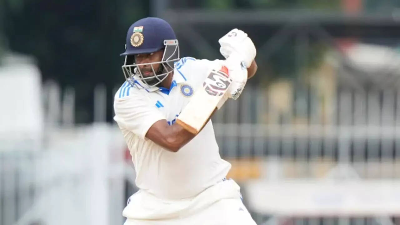 Ashwin bats at No.10 for first time in his career