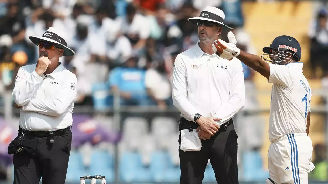 'Have same rules for every team': Rohit on contentious Pant decision