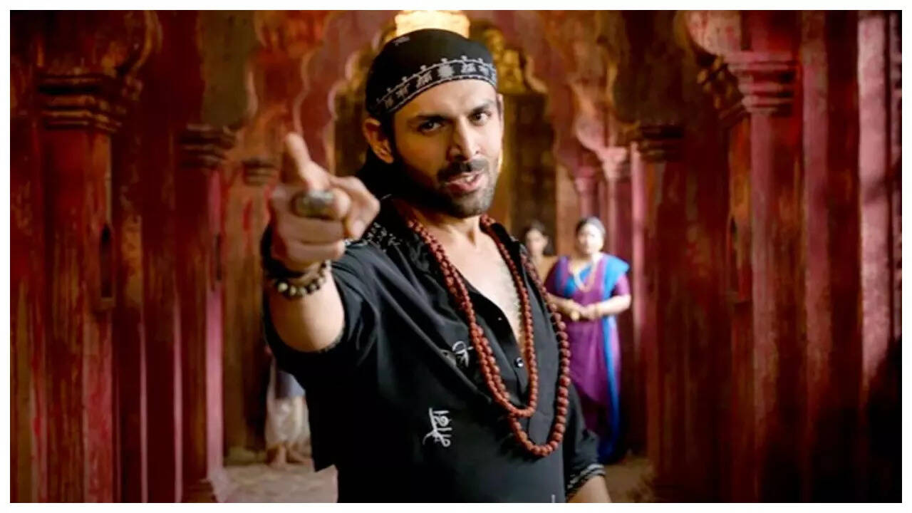 'Bhool Bhulaiyaa 3' BO day 3 early estimates