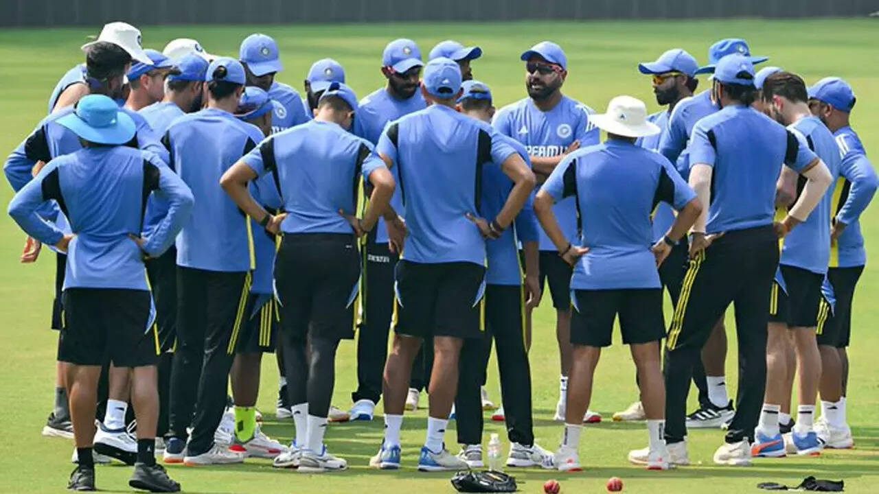 'Aaj India ko Dravid ki yaad aa rahi hogi' - Coach Gambhir faces flak