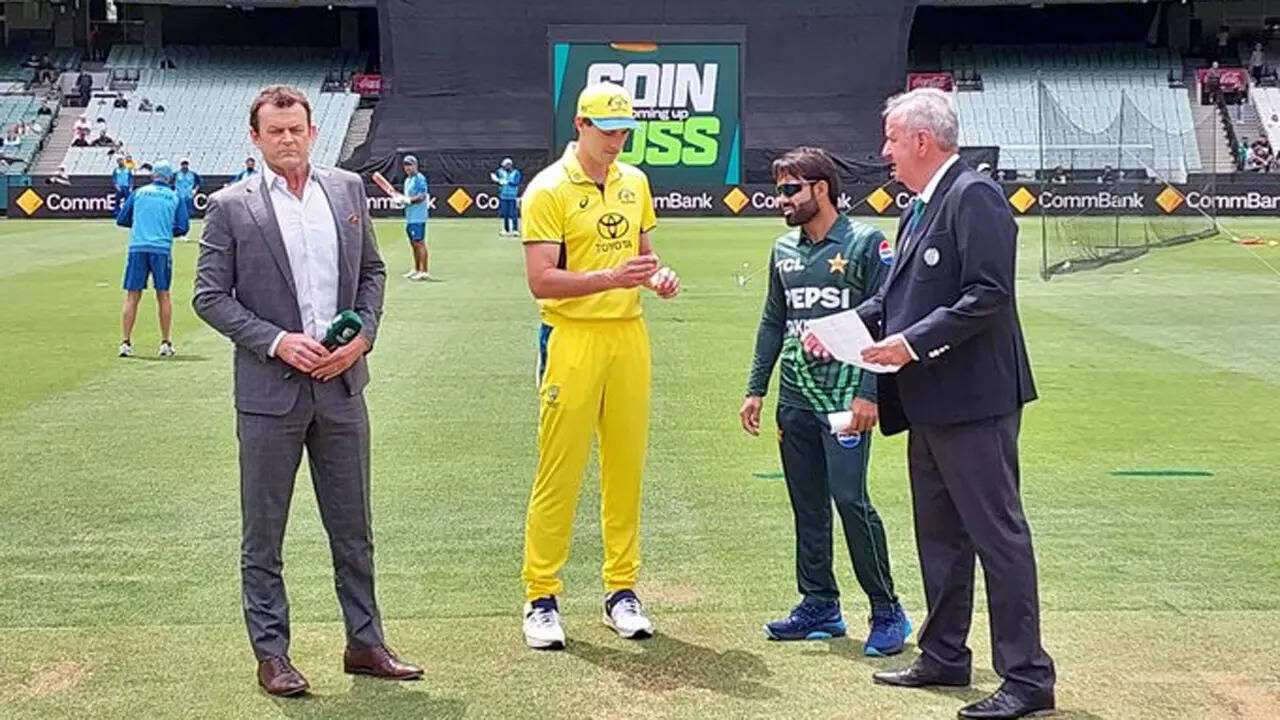 Live Cricket Score: Australia vs Pakistan, 1st ODI