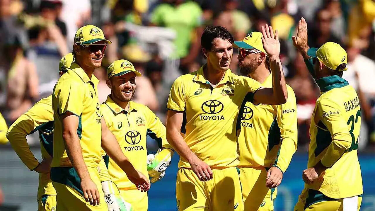 Watch: Pat Cummins' brute of a bouncer to dismiss Kamran Ghulam