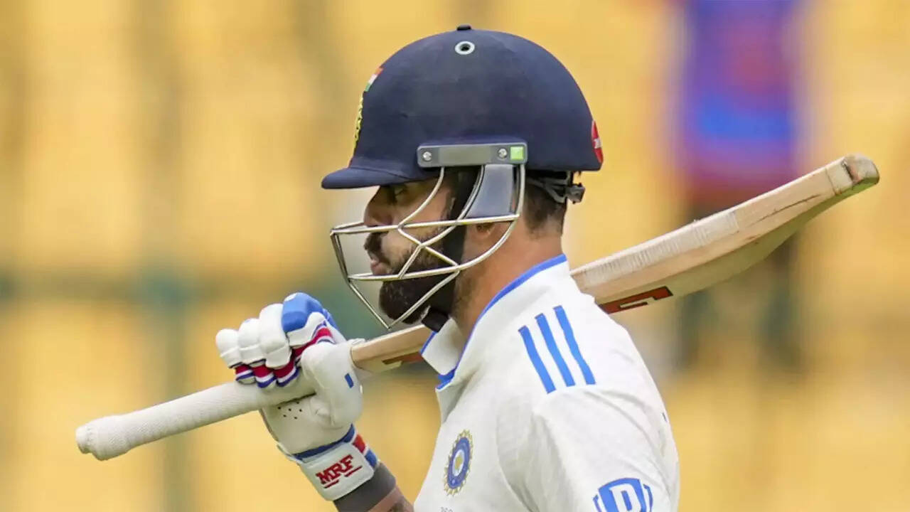 Australia looks like a huge mountain to climb: Gavaskar