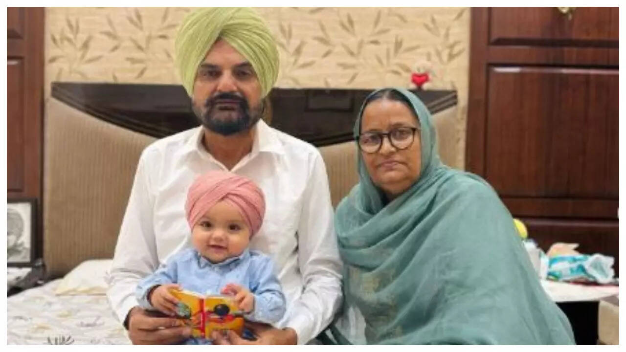 Sidhu Moosewala's parents REVEAL face of their newborn son