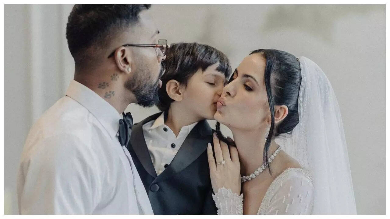 Natasa to return to Serbia after divorce from Hardik?