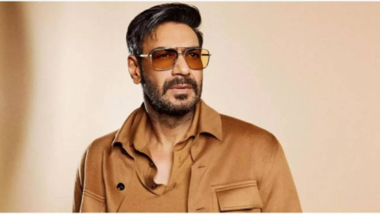 Ajay reacts to 'zubaan kesri' memes- WATCH