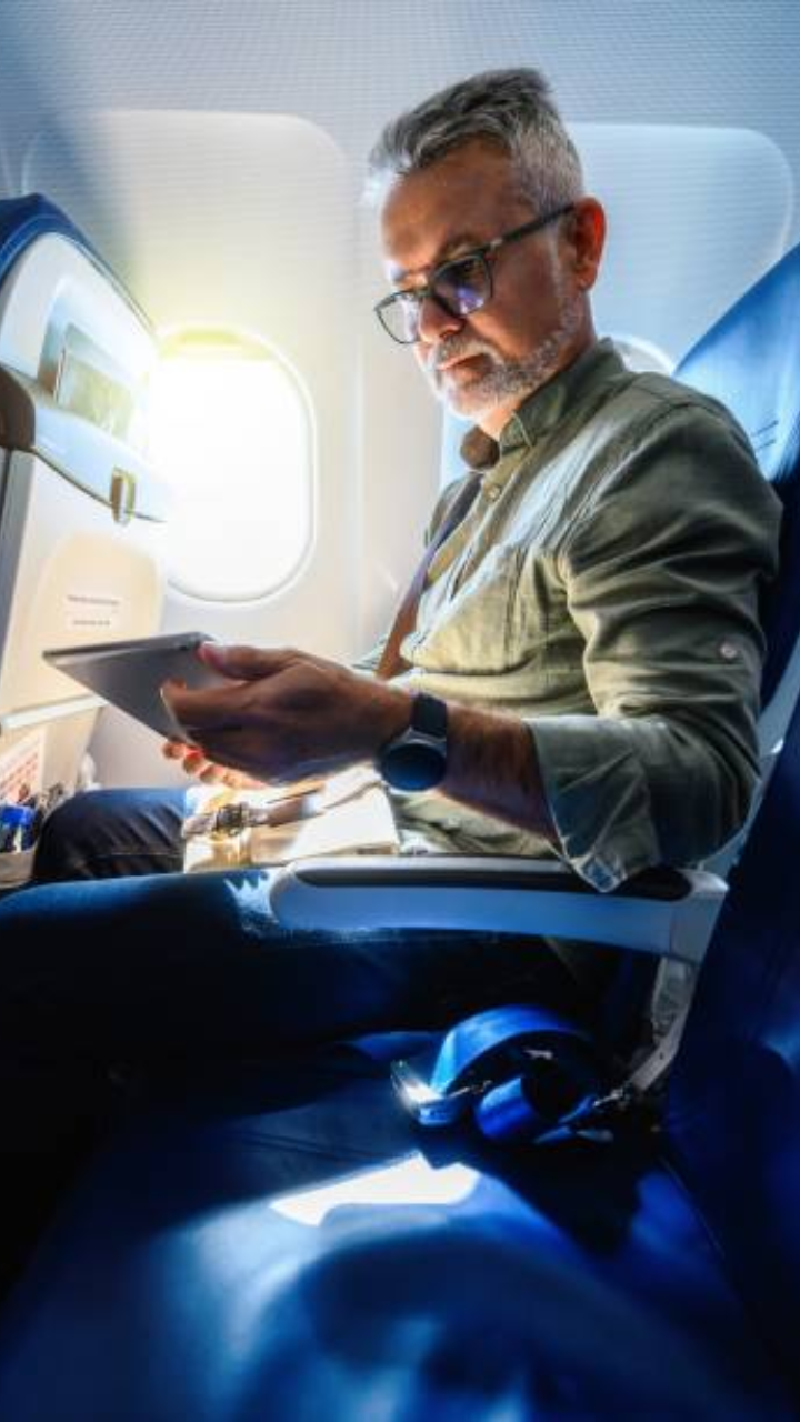 ​10 tips to make flight journey a happy one for elderly​