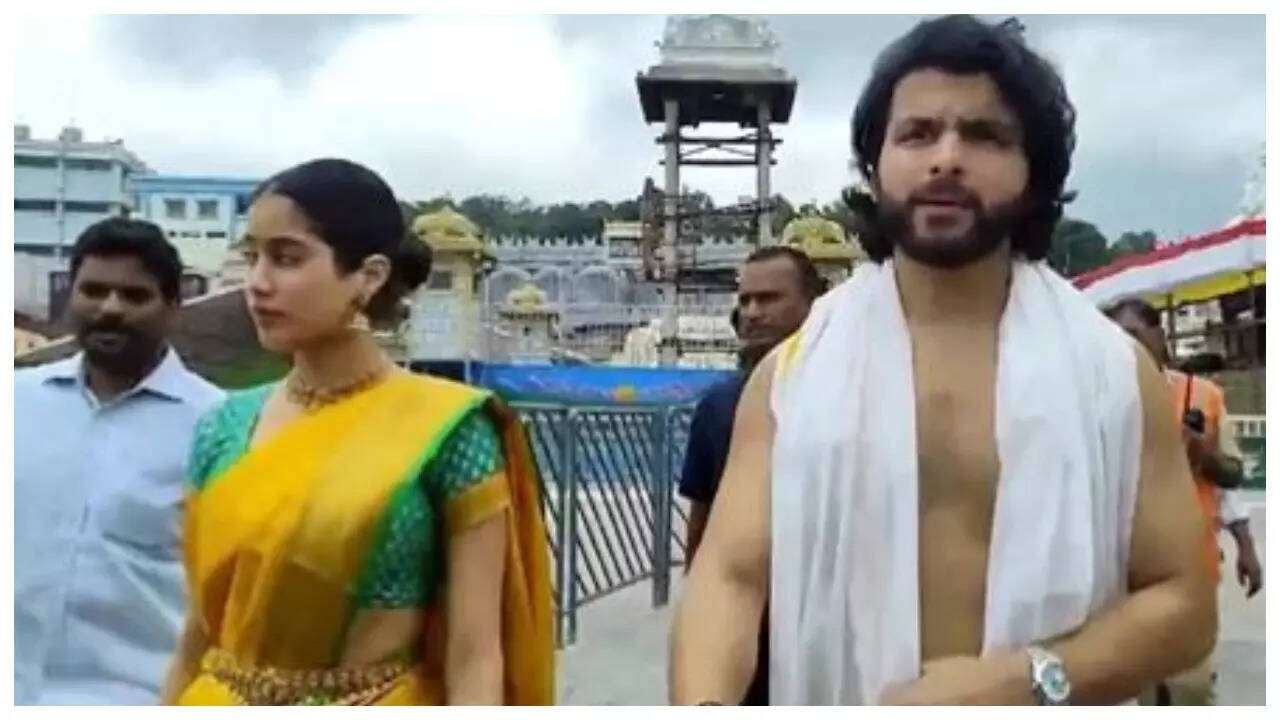 When Janhvi-Shikhar visited Tirupati together