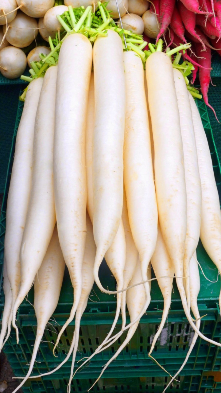 Mooli benefits: 8 healthy reasons to consume 1 radish every day​