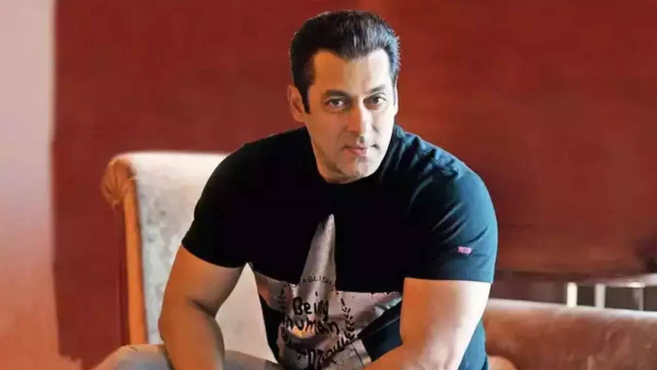 Songwriter arrested for sending death threats to Salman