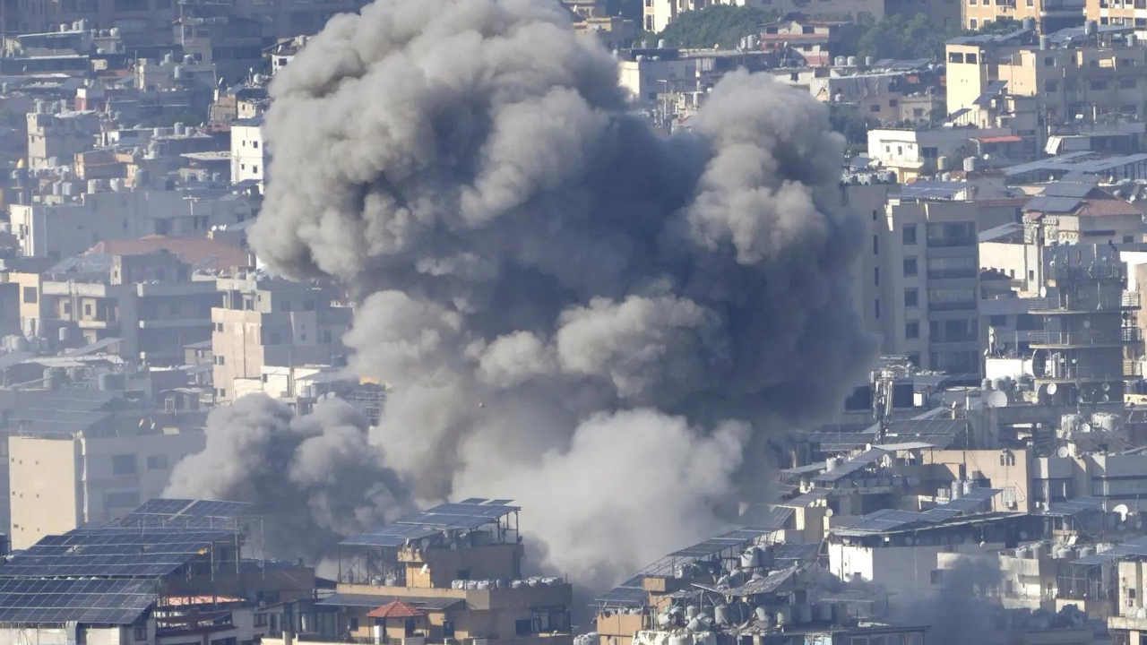 2 Israeli airstrikes hit Syria's capital and suburb, killing 15 people, Syrian state media says