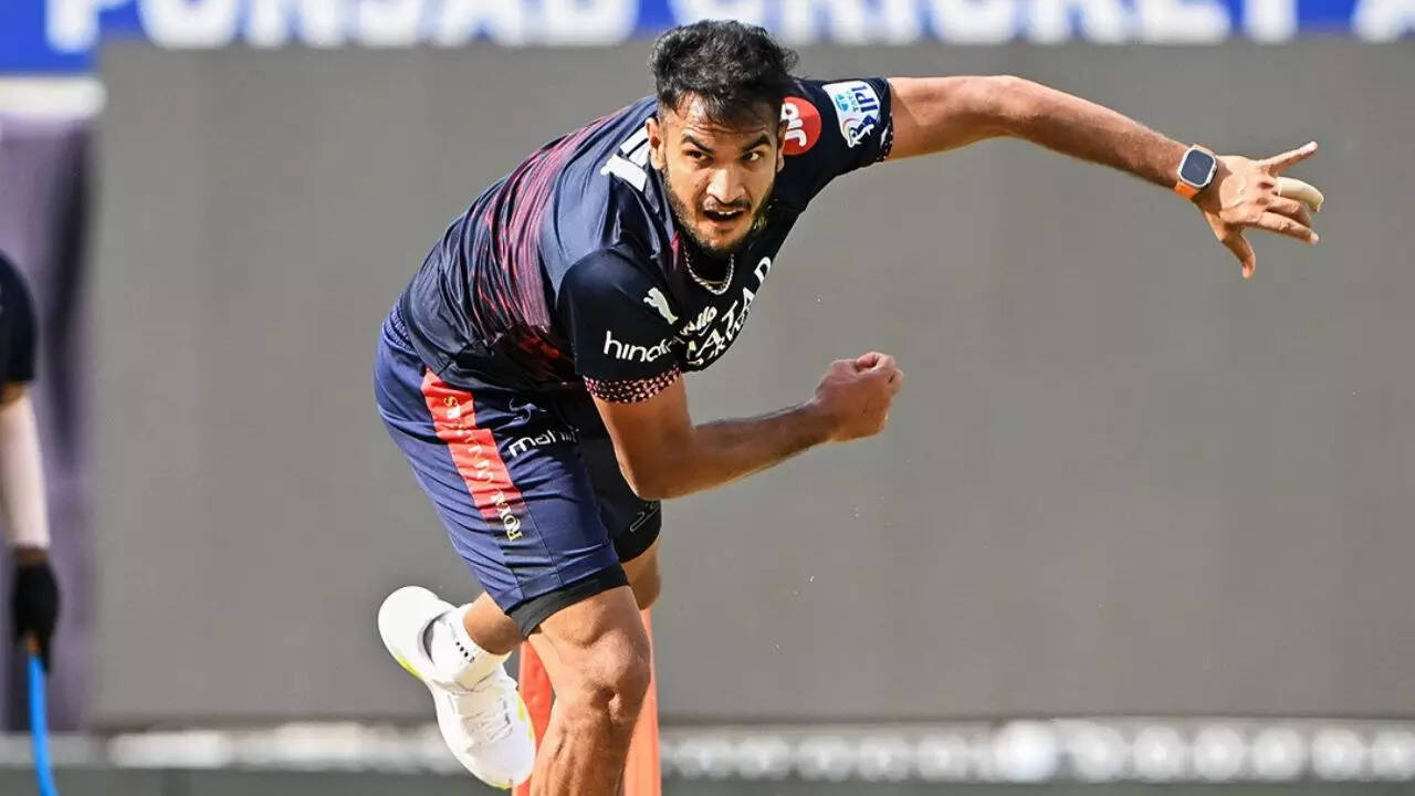 Vysakh Vijaykumar joins Karnataka squad for SMAT 2024