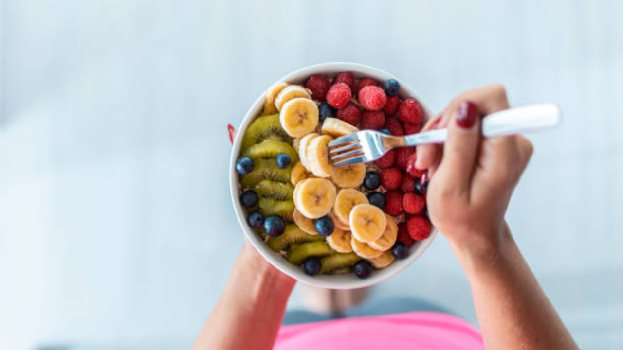 Nutrients present in fruits