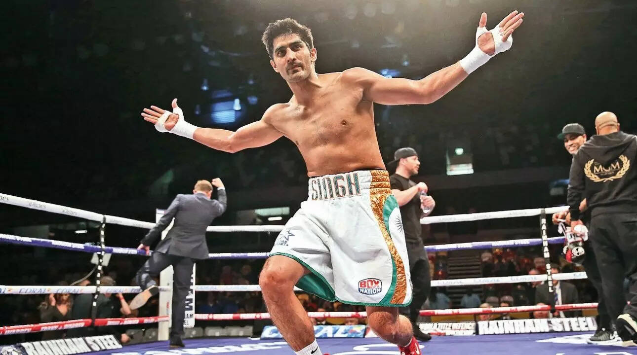 Vijender challenges Mayweather after Tyson-Paul showdown