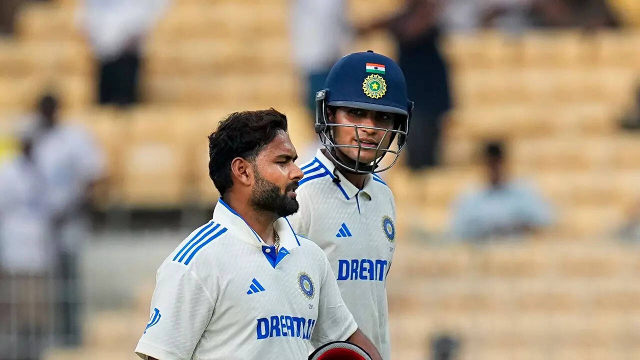 Pant, Gill can go to next level after Australia tour: Ganguly