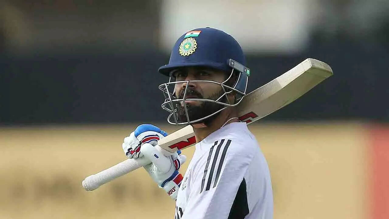 Ex-rival wants Virat Kohli to hit ton, another worried for Australia