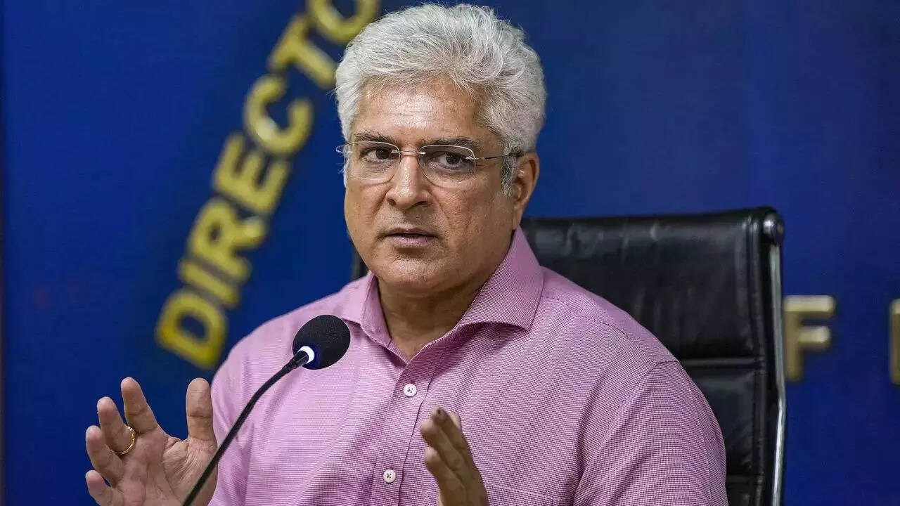 Kailash Gahlot resigns: BJP calls it bold step; AAP alleges conspiracy