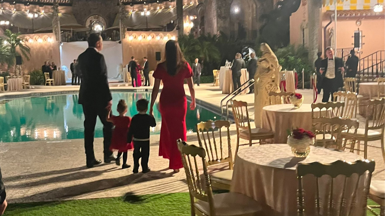 Are Elon Musk and Shivon Zilis together? Here's what a Mar-a-Lago photo posted by his mother reveals