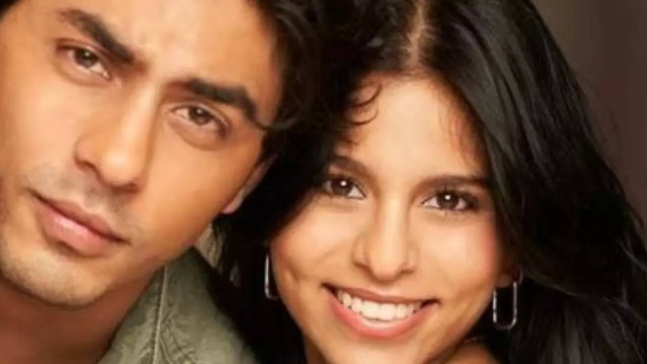 Suhana teases Aryan over directorial debut announcement