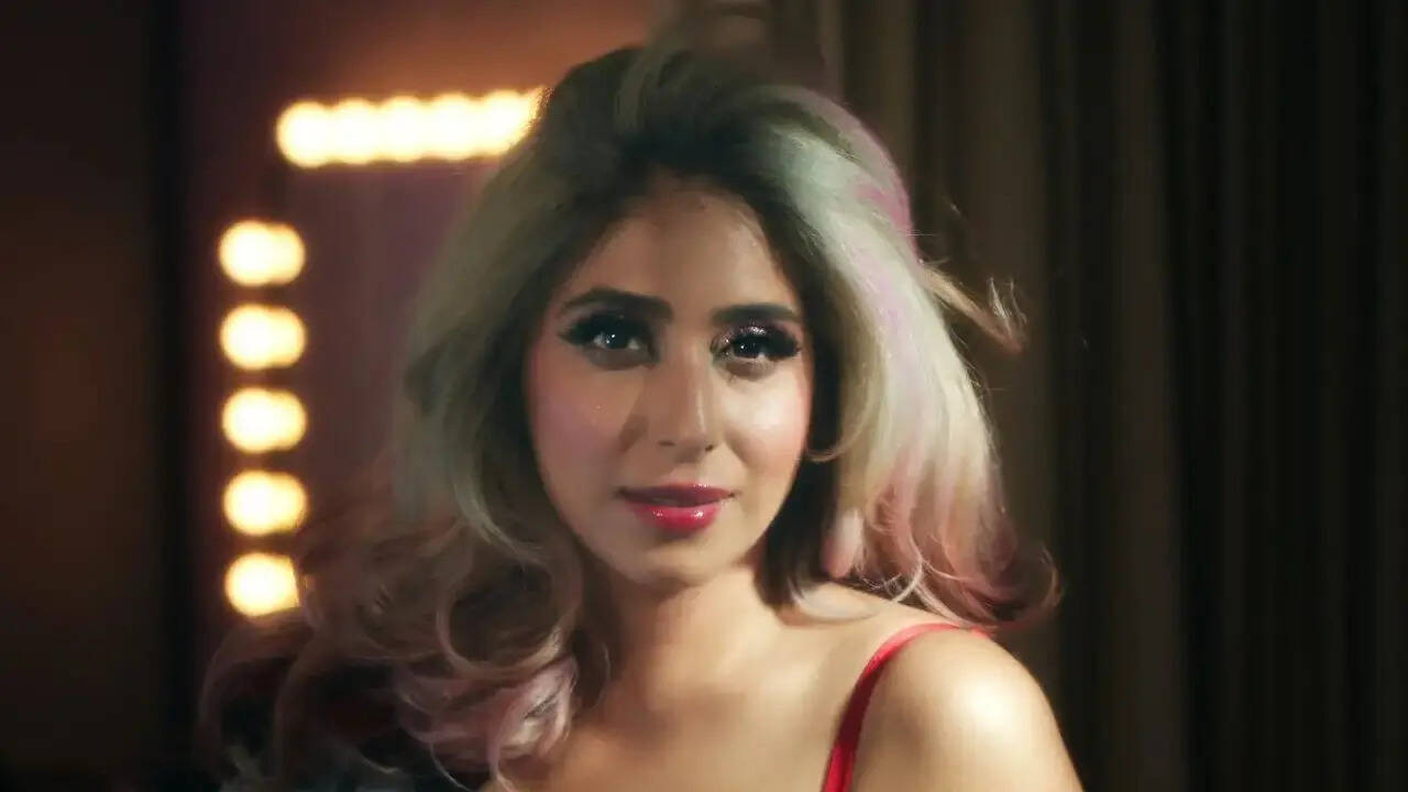 Neha Bhasin reflects on 'Guess Who?' paparazzi videos