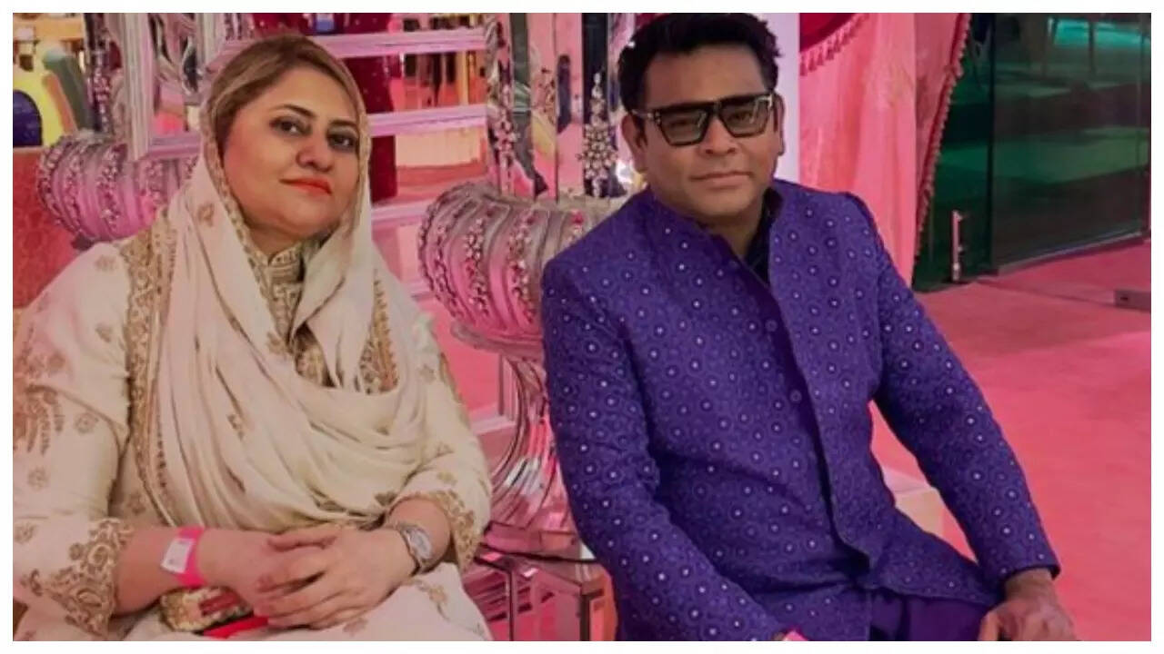 Rahman-Saira's pic together from Ambani wedding goes viral