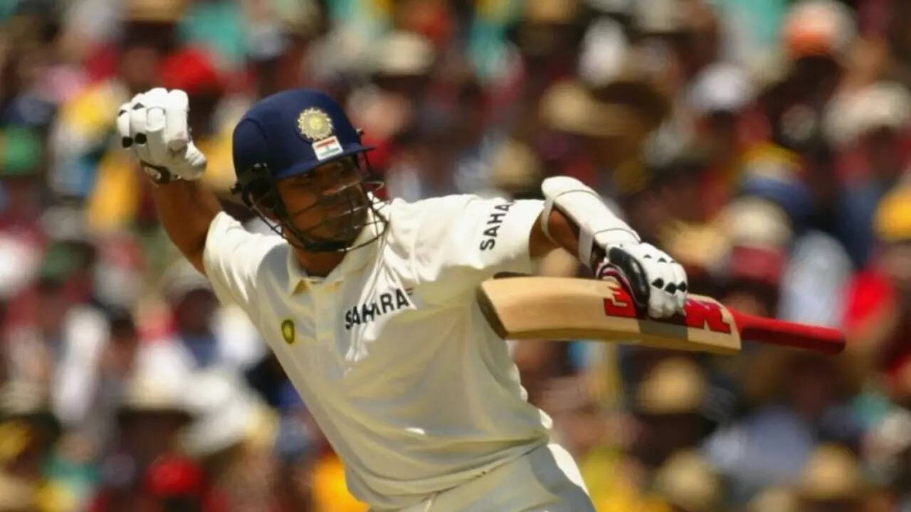 On this day in 2009, Sachin touched the peak of 30,000 international runs