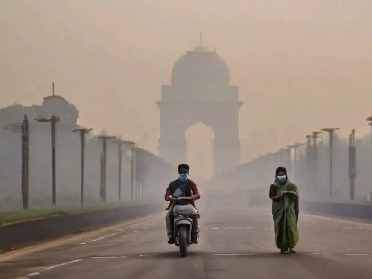 Delhi NCR school closure mandatory, not optional, as AQI sees scant improvement in 'severe' category: Check CAQM revised guidelines here