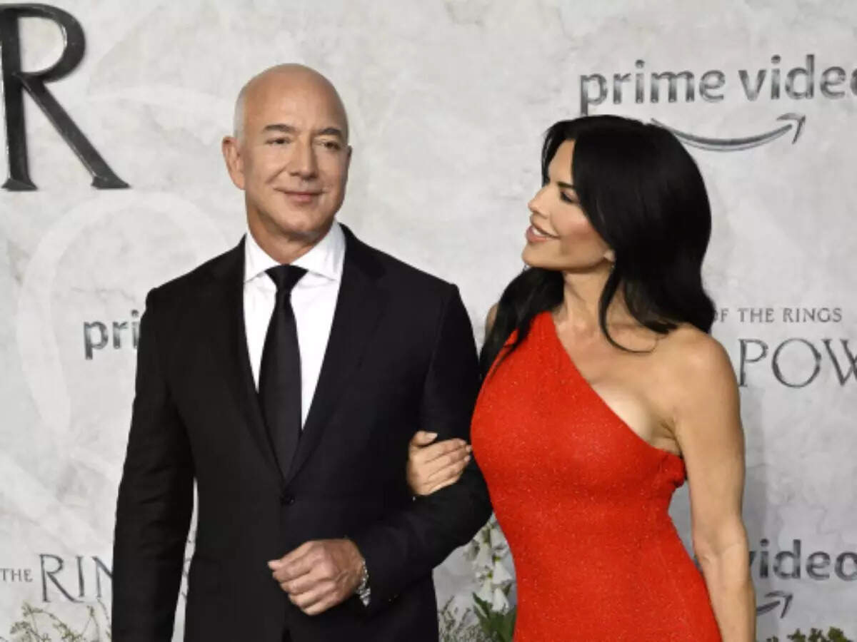 Jeff Bezos-Lauren Sanchez to have X'mas wedding?