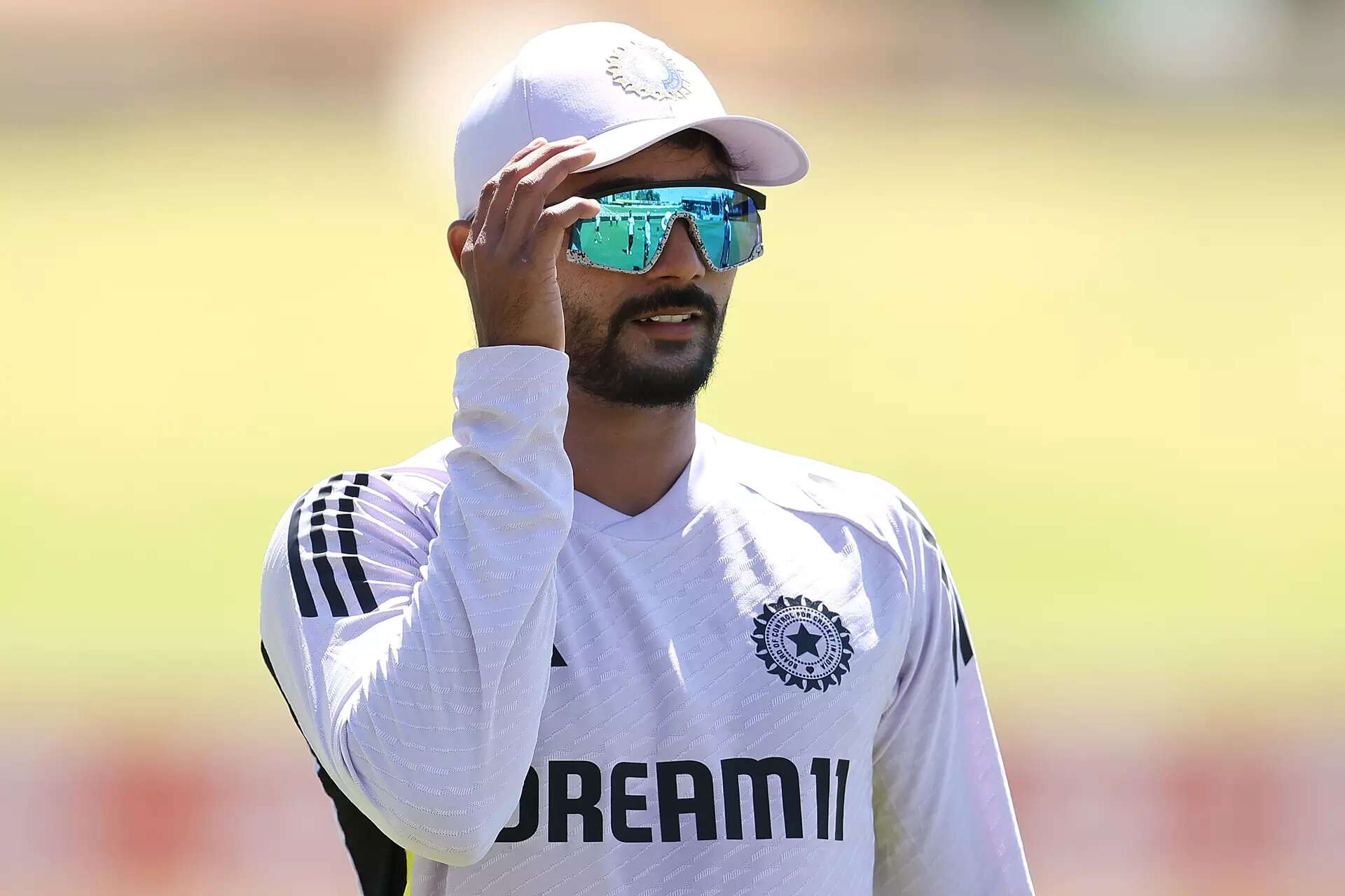 Three debuts in Perth Test as India win toss, decide to bat