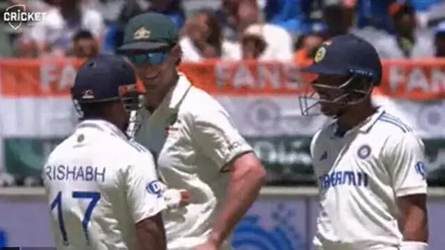 'Mates': Pant and Marsh lighten the mood amid high tension in Perth