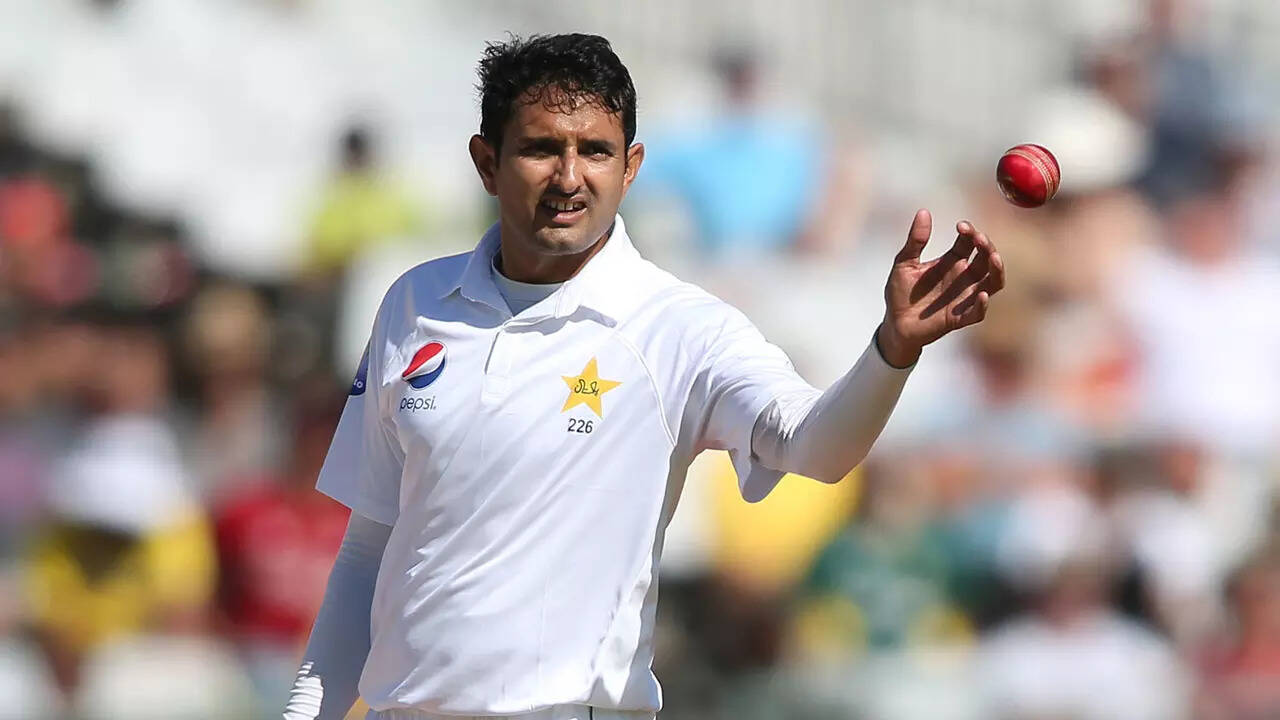 Mohammad Abbas matches Imran Khan's record in first-class cricket
