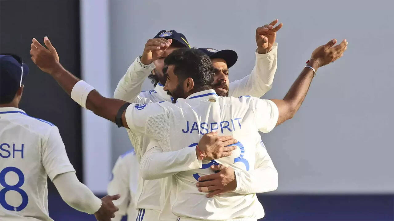 1st Test Live: Jaiswal's 141* puts India in a commanding position at lunch