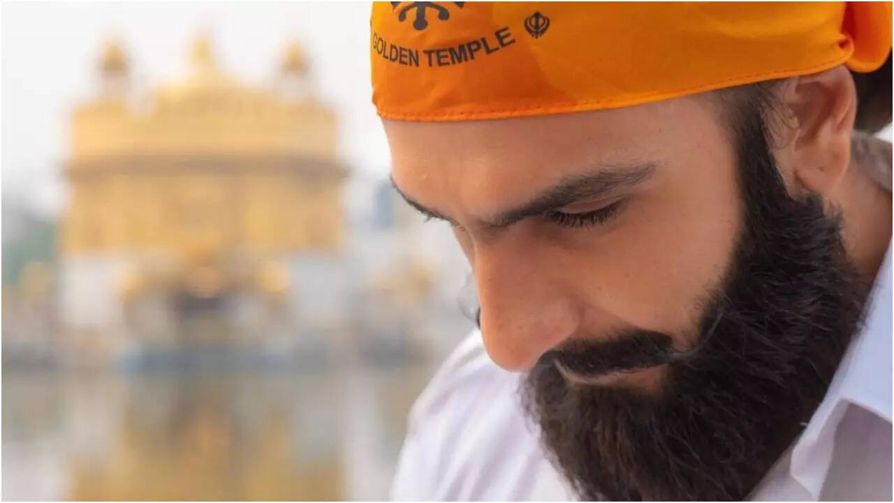 Ranveer and Aditya at the Golden Temple - PIC