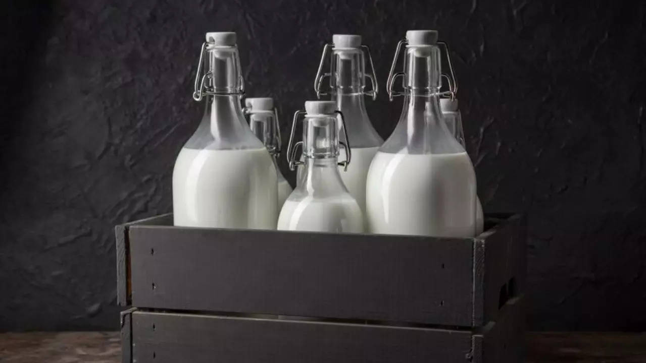 California dairy farm recalls raw milk after bird flu detection