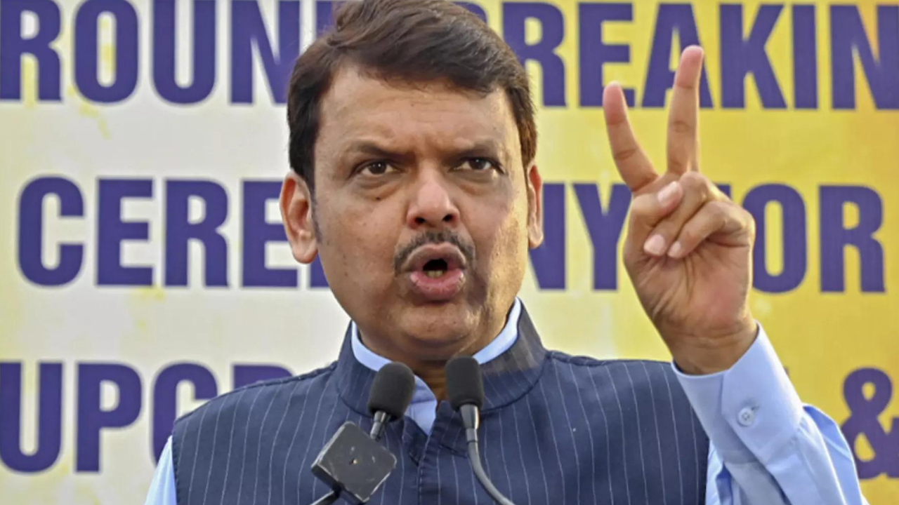 All three parties deciding together, answer on CM post soon: Fadnavis