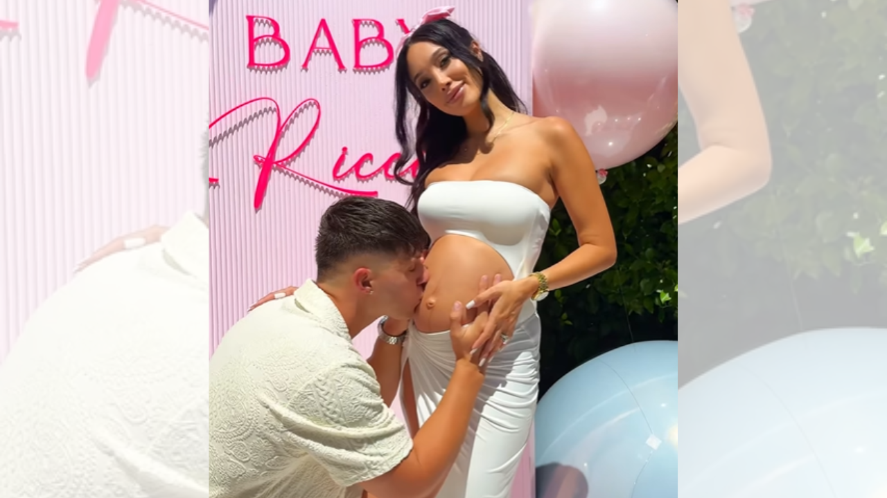 Onlyfans star Scarlet Vas addresses online backlash over step-sibling relationship and pregnancy announcement