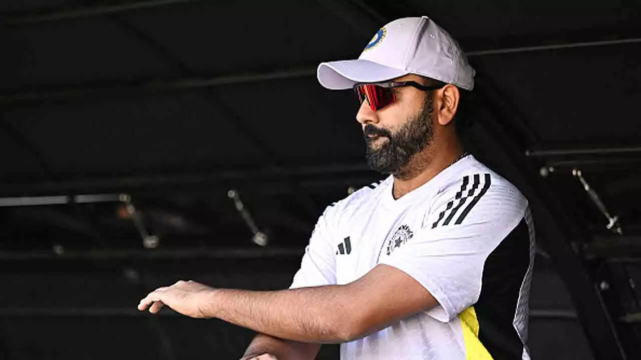 India coach tightlipped on Rohit's batting spot in Adelaide