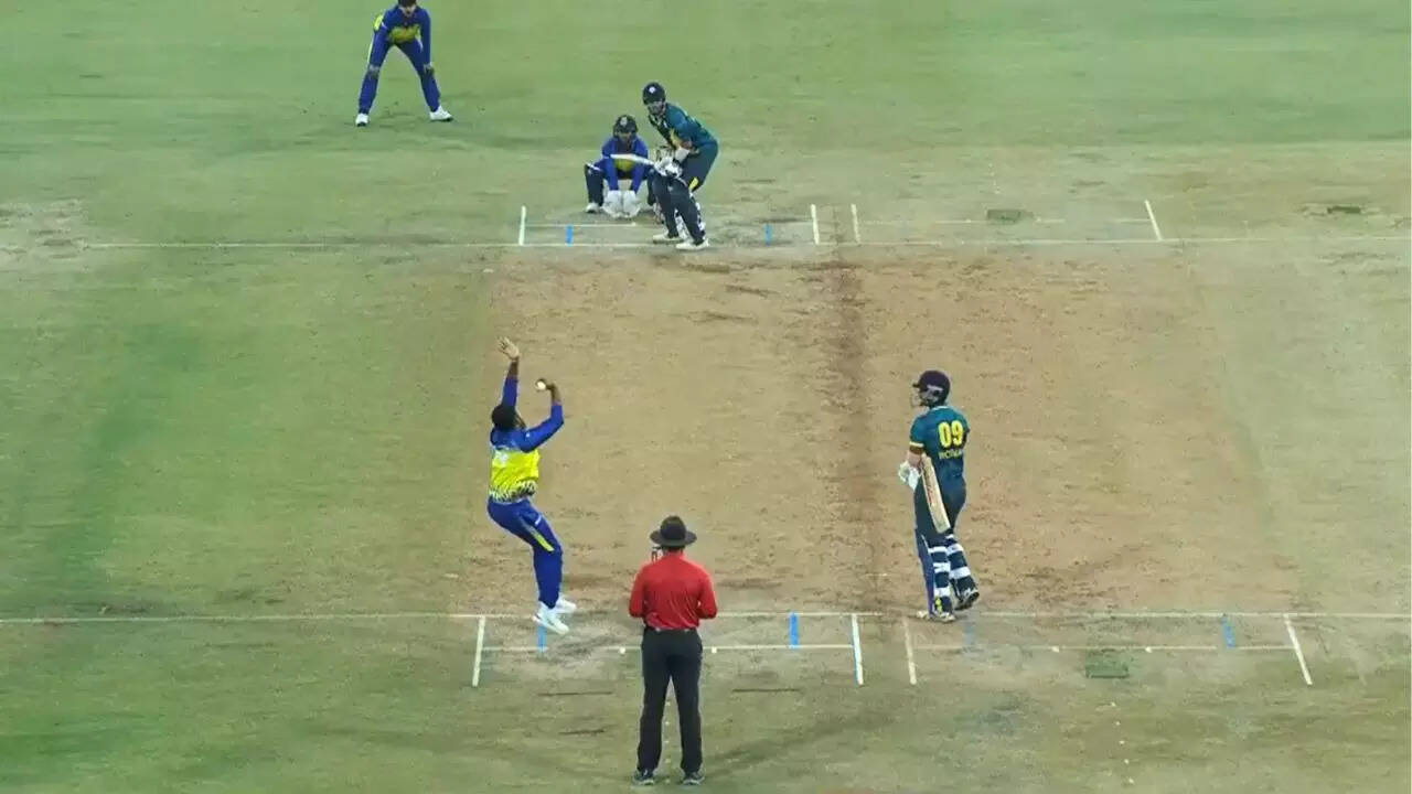 Watch: Dhoni's new CSK teammate shines with fifer in SMAT