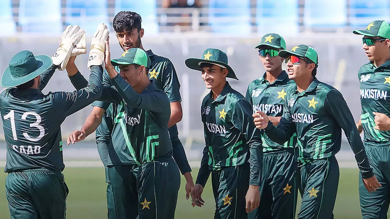 U19 Asia Cup Live: India 9 down as Pakistan close in on big win