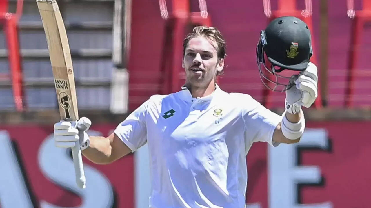 Stubbs takes satisfaction from grinding out Test century