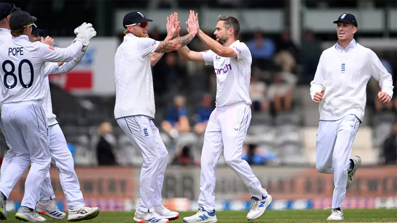 England inch closer to wrapping up Christchurch Test vs NZ