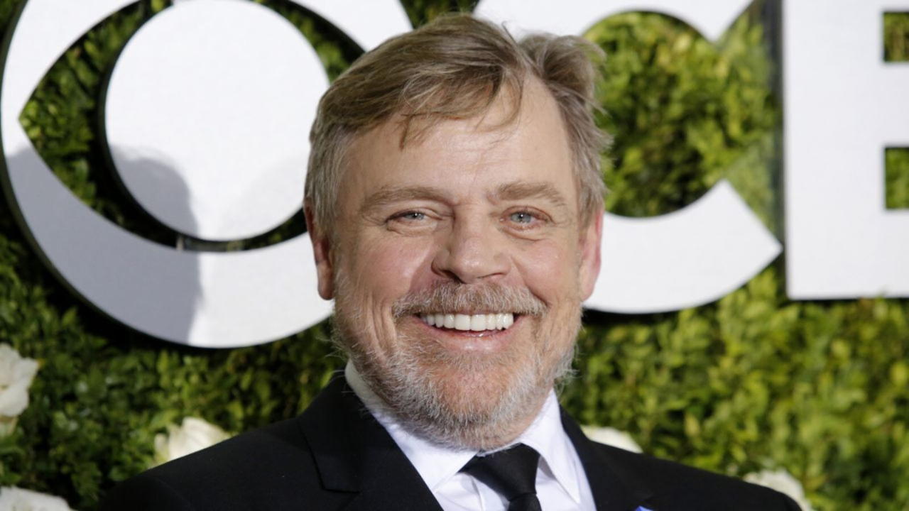 Star Wars actor Mark Hamill compares Trump's victory to Pearl Harbor attack, netizens react