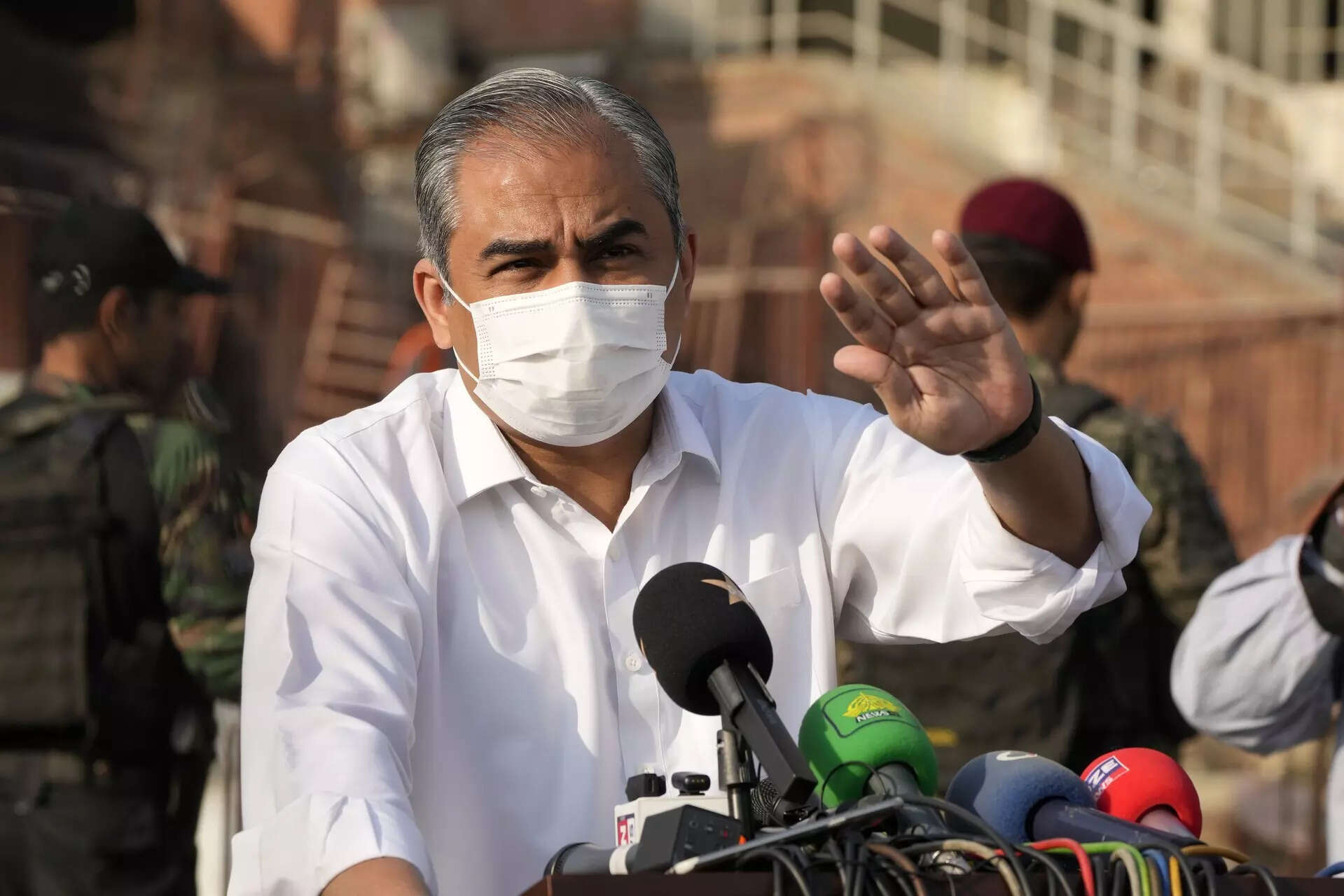 PCB chairman Naqvi holds talks with Emirates Board head