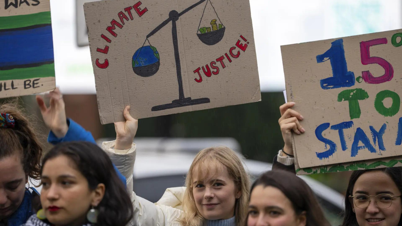 Landmark climate change case opens at top UN court as island nations fear rising seas