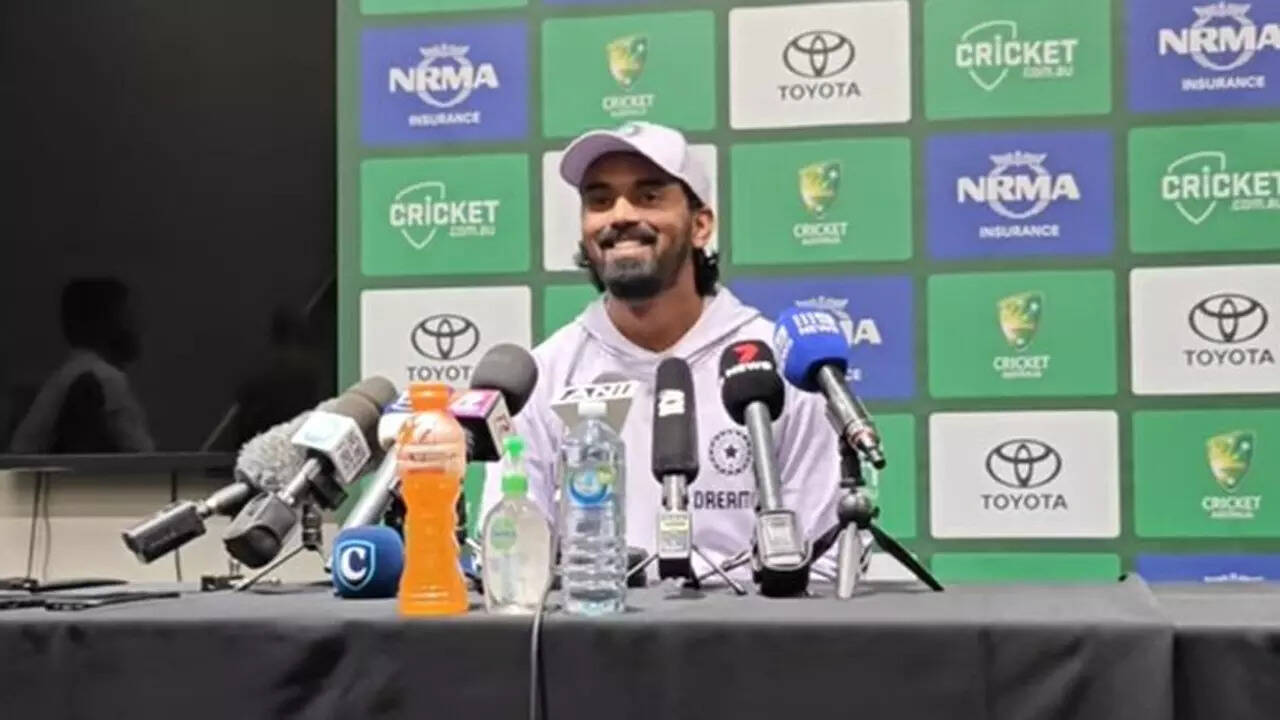 Rahul's cheeky reply to 'at what position will you bat in Adelaide'