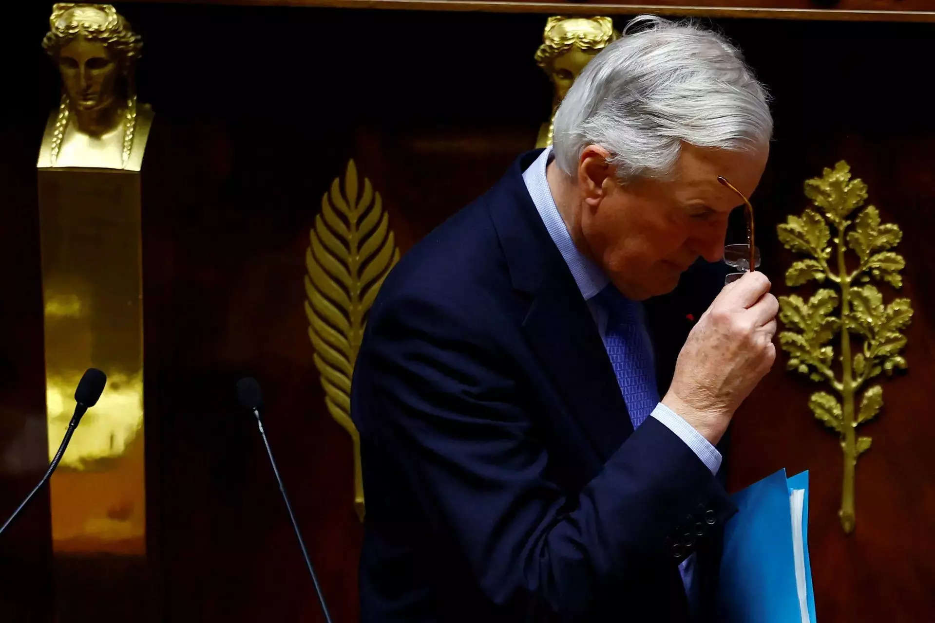 French lawmakers oust PM Michel Barnier in no-confidence vote